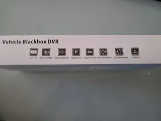 Specchietto retrovisore con Dash Cam