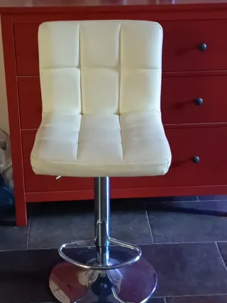 2 Sillas Altas Giratorias Polipiel Blanco