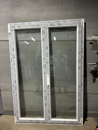 Ventana oscilobatible 2 hojas blanca 147,5 x 218,5