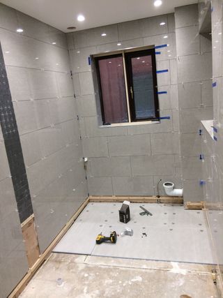 Suelo tarima reforma completa: Alicatador solador