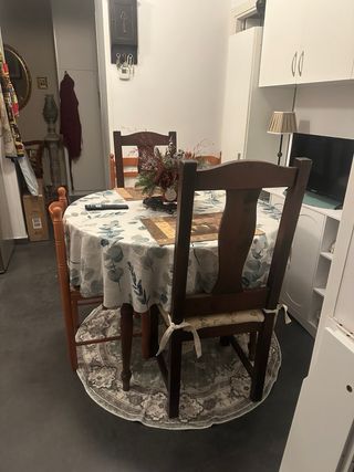 Juego de 4 Sillas madera robusta