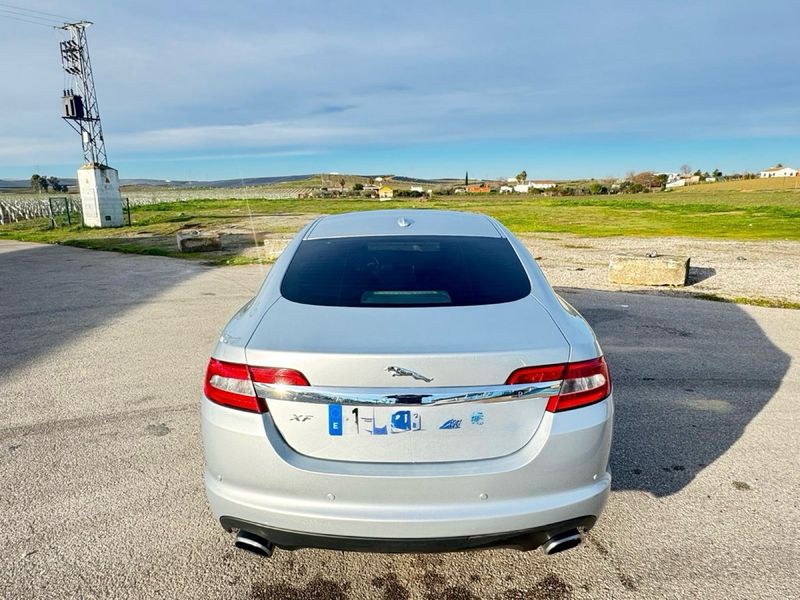 Jaguar XF V6 Biturbo 2009 - foto 1