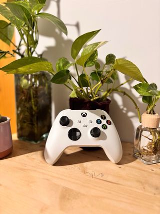 Xbox Series S + Mando + Caja Original