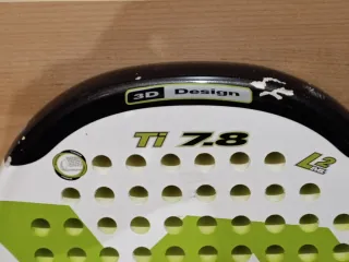 Pala de Padel Varion Contour Ti 7.8 y funda