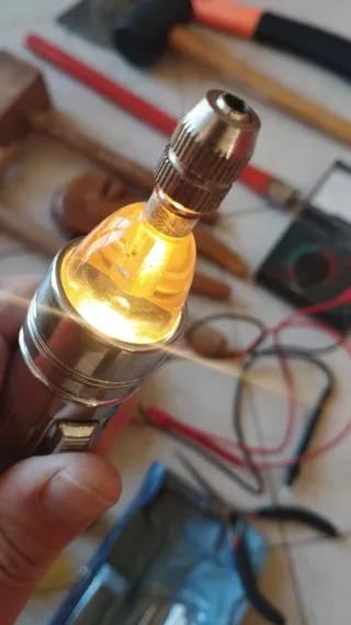 Lotto attrezzi da lavoro e ferramenta