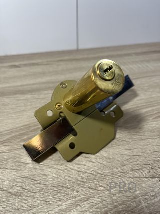 Cerrojo seguridad Amig