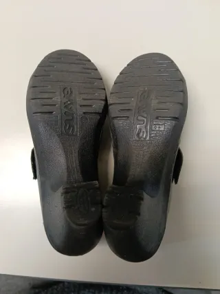 Zapatos negros Suave Talla 35