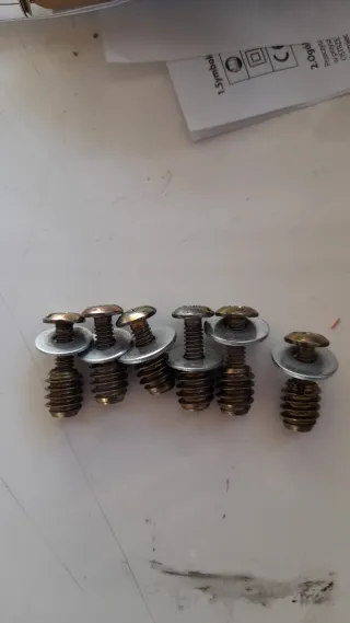 Unico. 6 Tornillos Métrica Imperial 1/4 (6.35mm)