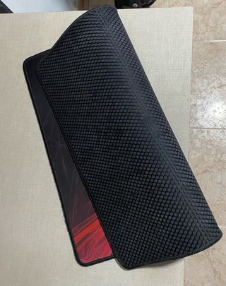 Alfombrilla Gaming HyperX Negra y Roja