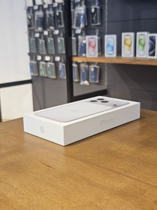 IPHONE 17 PRO 512GB ARGENTO SIGILLATO