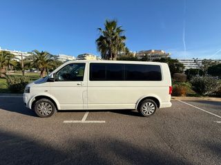 Volkswagen Caravelle 2010