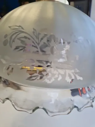 Lámpara de techo antigua de cristal