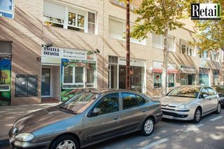 Oficina en venta en Almendrales en Madrid