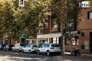 Oficina en venta en Almendrales en Madrid