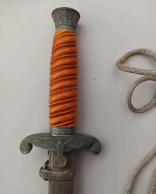 Daga II Guerra Mundial Naranja y Plata