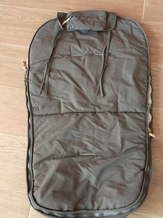 Saco universal para carrito, marca Kids Zone gris.