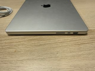 MacBook Pro 16" M1 MAX 10CPU/24GPU 32GB RAM, 1TB