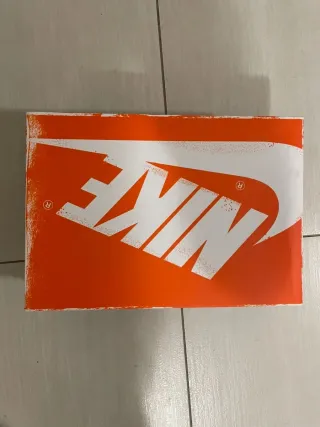 Nike Air Jordan 1 Rojo Blanco Talla 39