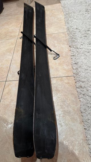 Atomic Backland 78 con fijaciones Dynafit