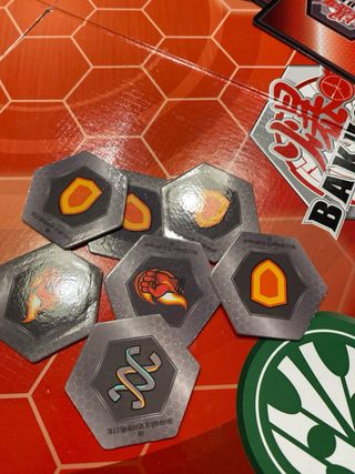 Tablero Bakugan Battle Arena + 2 Bakugan