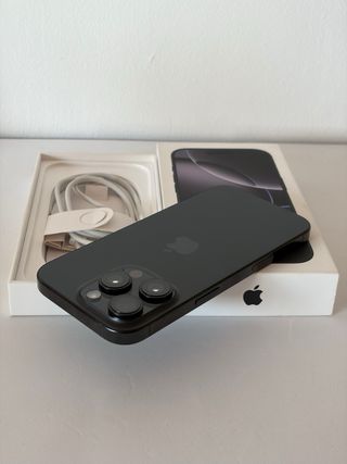 iPhone 16 pro Seminuevo