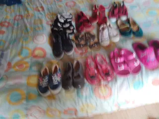 Zapatillas deportivas niña talla 28