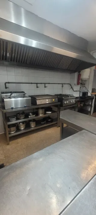 Se traspasa. Bar restaurante