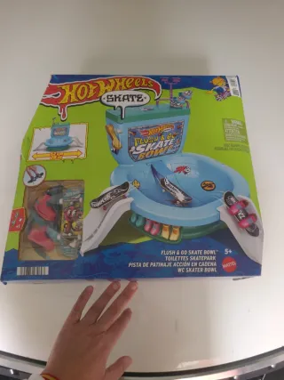 Pista de Patinaje Hot Wheels WC Skater Bowl