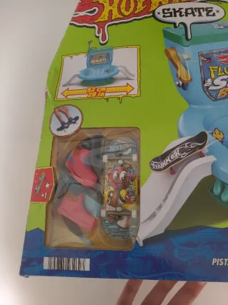 Pista de Patinaje Hot Wheels WC Skater Bowl