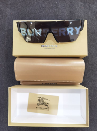 Gafas de sol Burberry B 4291 negras