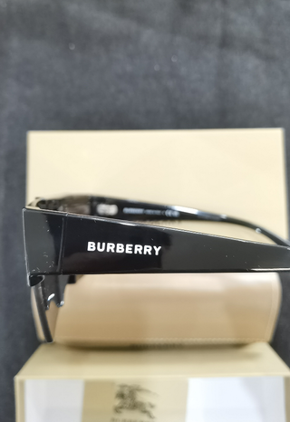 Gafas de sol Burberry B 4291 negras