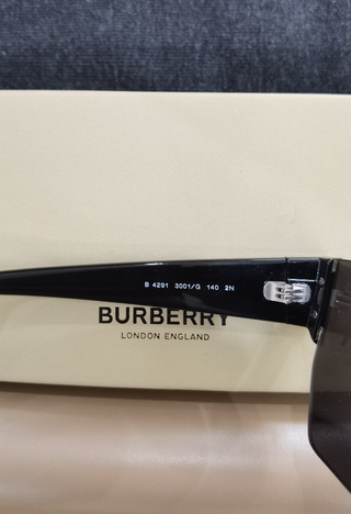 Gafas de sol Burberry B 4291 negras