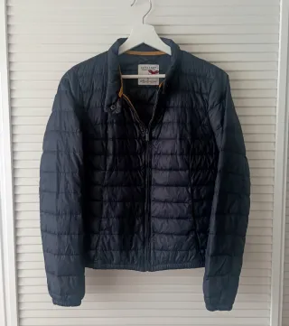 Chaqueta acolchada relleno de pluma Stradivarius