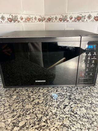 Microondas Samsung Negro