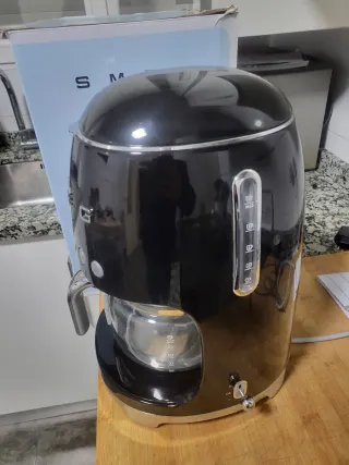 Cafetera Smeg Negra