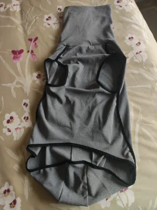 Capa Abrigo Mascota Gris.