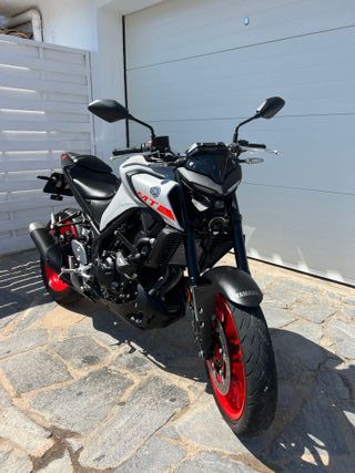 Yamaha MT-03 Naked Moto