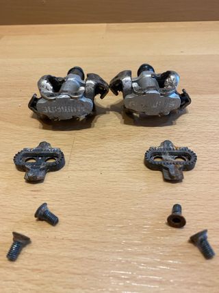 Pedales Shimano PD-M540 y Calesas