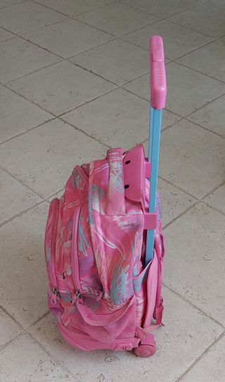 MOCHILA ESCOLAR CON RUEDAS MARCA TOTTO