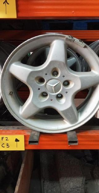 Mercedes a1634010102 llanta ml 320 3.2 g 45290