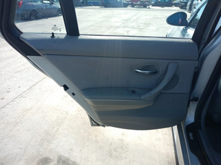 GUARNECIDO PUERTA TRASERA IZQUIERDA BMW SERIE 3 T