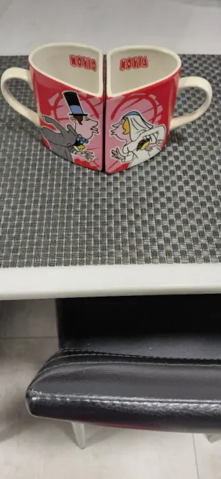 Tazas Novio y Novia Corazón