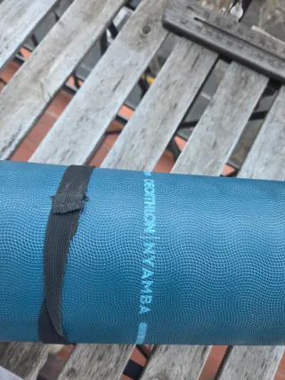 Esterilla de yoga azul decathlon
