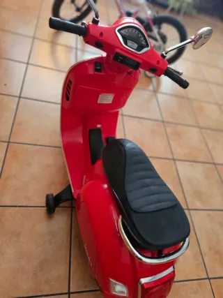 Moto Vespa Niños 2-3 Años