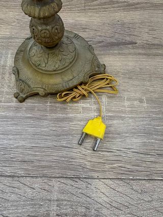 2 CANDELABROS ANTIGUOS