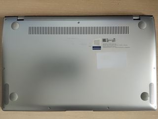 Portatile Asus ZenBook 13 i7 Argento