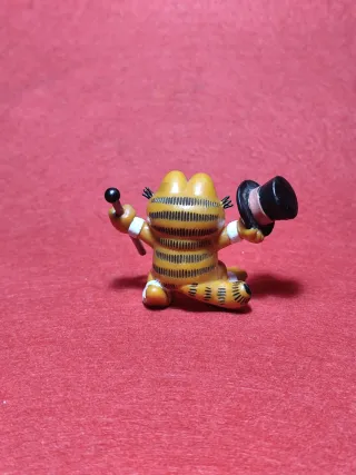 Figura Garfield Goma PVC con Sombrero
