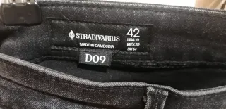 Pantalón vaquero negro