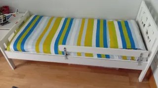 Cama infantil blanca Ikea