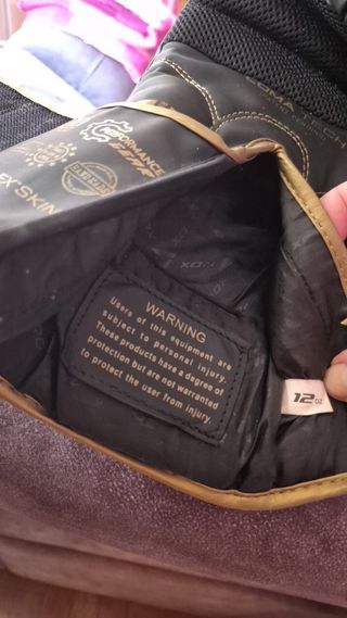 Guantes de boxeo RDX Negros y Dorados